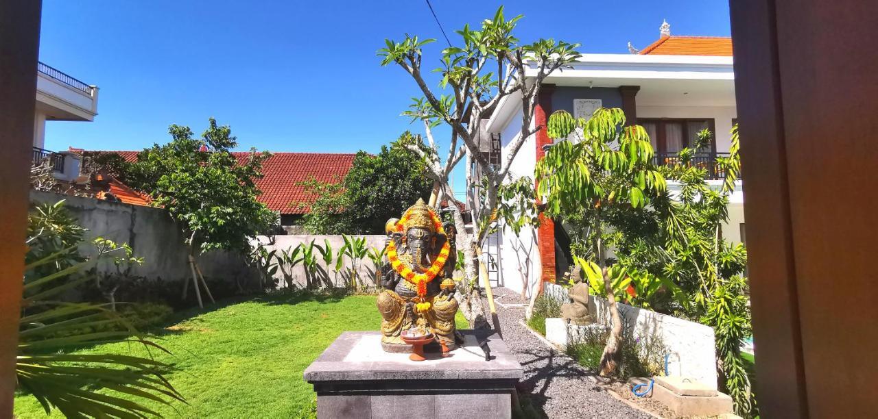 Santi Homestay Canggu Exteriér fotografie
